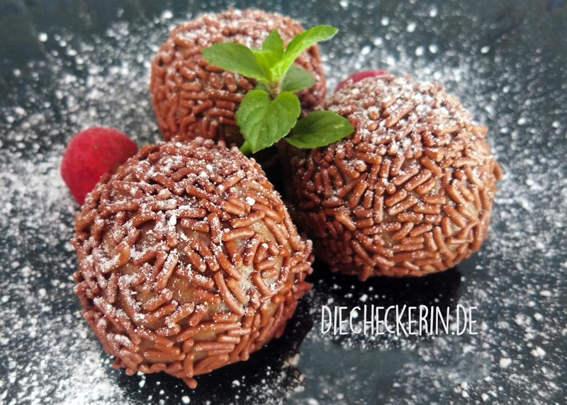 Rumkugeln wie vom Bäcker - Rezept mit Bildern