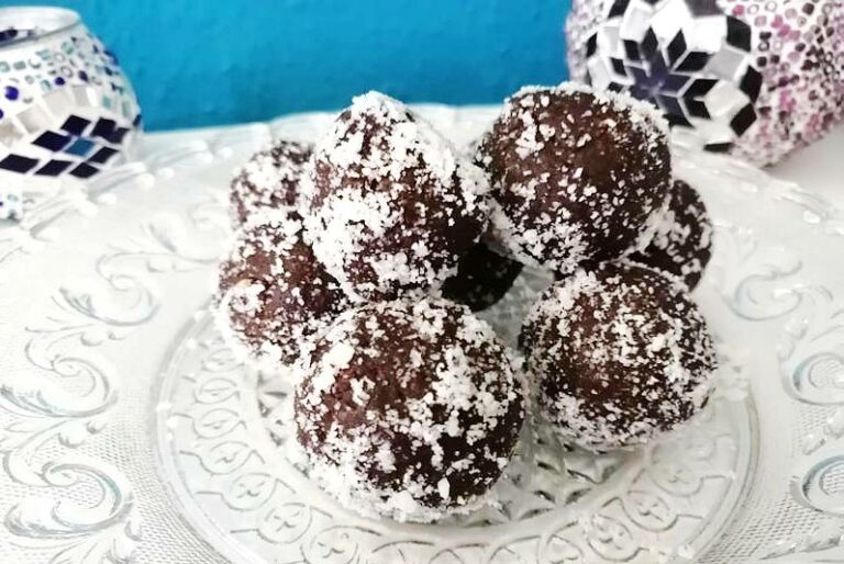 Vegane Süßigkeiten selber machen: Schoko Brownie Bällchen - DieCheckerin.de