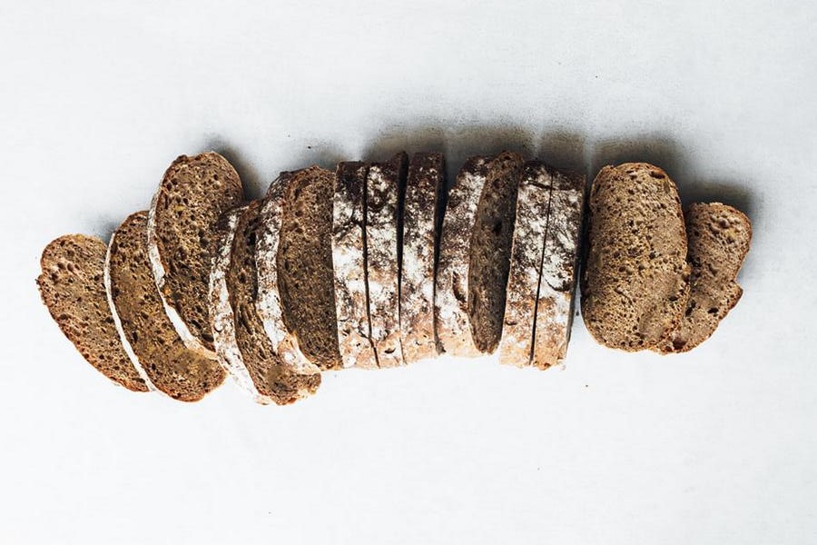 Veganes Hanf Eiweißbrot - DieCheckerin.de