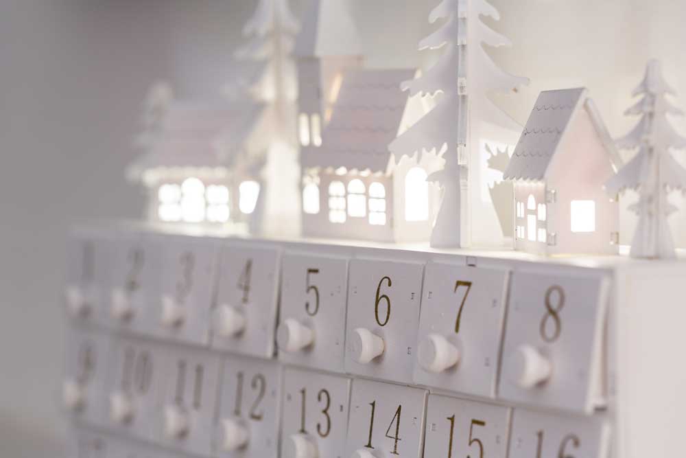 Ausgefallene besondere originelle Adventskalender für Frauen DieCheckerin